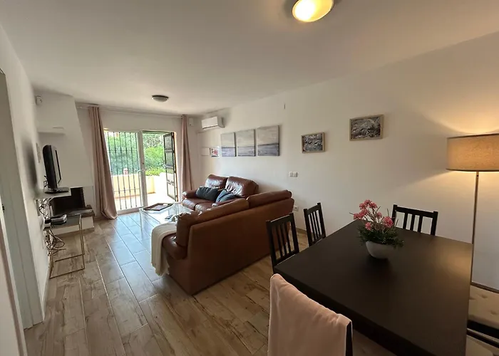 Апартаменты Lovely Views,pool And Garden,resort