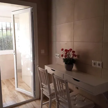 Lovely Views,pool And Garden,resort Apartamento