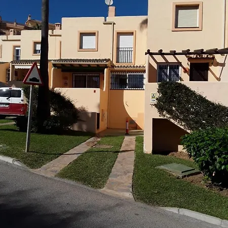 Lovely Views,pool And Garden,resort Fuengirola