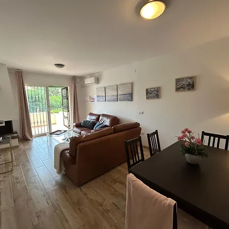 Apartamento Lovely Views,pool And Garden,resort