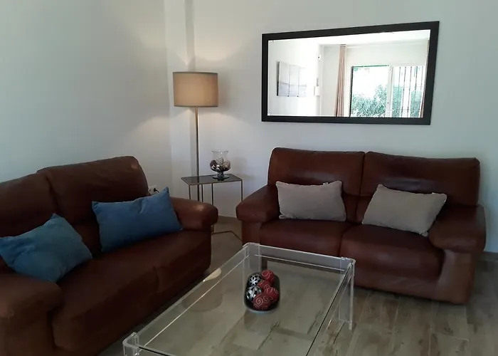 アパート Lovely Views,pool And Garden,resort