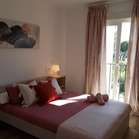 Lovely Views,pool And Garden,resort Apartamento